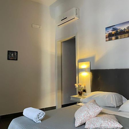 Ania Hotels Napoli Bagian luar foto